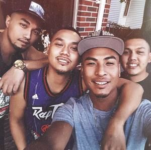 Meet your Posher, Philip